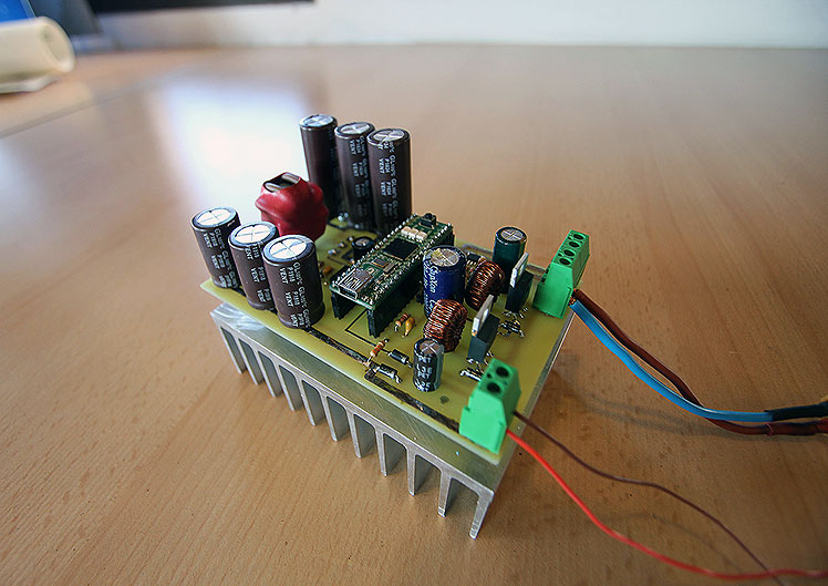 Power-distributor-for-Solar-Blimps